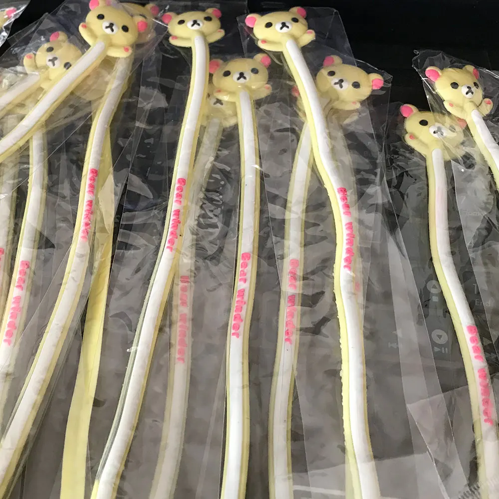 Cable winder Cartoon Bear Silicone headset bobbin winder cable Cord ties Holder For Iphone samsung Organizer Wire Holder
Cable winder Cartoon Bear Silicone headset bobbin winder cable Cord ties Holder For Iphone samsung Organizer Wire Holder