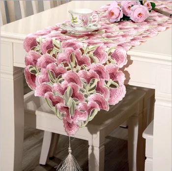 High quality Gorgeous Polyester Embroidery Table Runner Embroidered Floral Red beige Table Cloth Table Runners Home Decor B34
High quality Gorgeous Polyester Embroidery Table Runner Embroidered Floral Red beige Table Cloth Table Runners Home Decor B34
