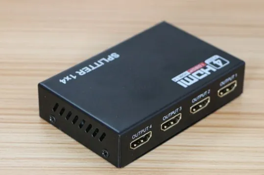 6sets.Full HD 5.1Gbps HDMI Splitter 1X4 4 Port Hub Repeater Amplifier v1.4 3D 1080p 1 in 4 out With Power Adapter For HDTV HDCP
6sets.Full HD 5.1Gbps HDMI Splitter 1X4 4 Port Hub Repeater Amplifier v1.4 3D 1080p 1 in 4 out With Power Adapter For HDTV HDCP