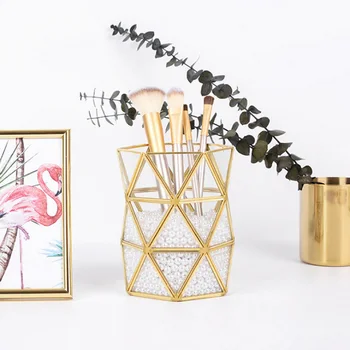 Metal/Glass Makeup Brush Storage Box Polygon Makeup Organizer Clear Cosmetic Tools Holder Golden Color Home Decoration Box
Metal/Glass Makeup Brush Storage Box Polygon Makeup Organizer Clear Cosmetic Tools Holder Golden Color Home Decoration Box