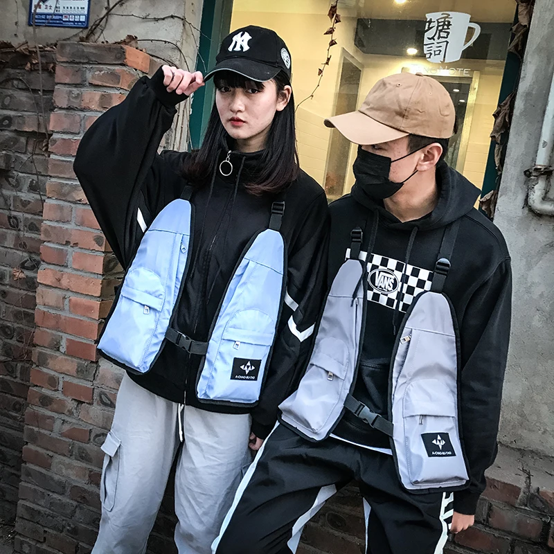 Chest Rig Hip Hop Streetwear Functional package Military Tactical Chest Bag Cross Waist shoulder Bag Kanye West 2019 new fashion
Chest Rig Hip Hop Streetwear Functional package Military Tactical Chest Bag Cross Waist shoulder Bag Kanye West 2019 new fashion