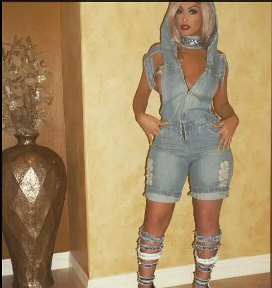 2017 new style brand fashion denim jumpsuit short sleeve women playsuit elegant hooded summer jumpsuit SY1217
2017 new style brand fashion denim jumpsuit short sleeve women playsuit elegant hooded summer jumpsuit SY1217