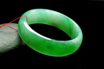 Authentic round bar Burma stone bracelet ice kinds of flowers Yang green green bracelet/appraisal certificate
Authentic round bar Burma stone bracelet ice kinds of flowers Yang green green bracelet/appraisal certificate