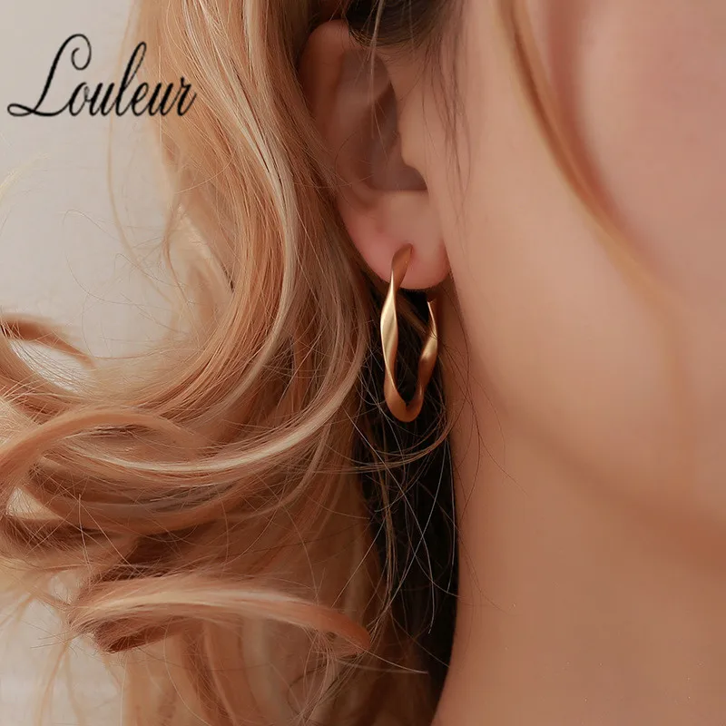 2019 Geometric Twisted Circle Stud Earrings For Women Gold Silver Color Vintage Big Hollow Matte Earrings Fashion Jewelry
2019 Geometric Twisted Circle Stud Earrings For Women Gold Silver Color Vintage Big Hollow Matte Earrings Fashion Jewelry