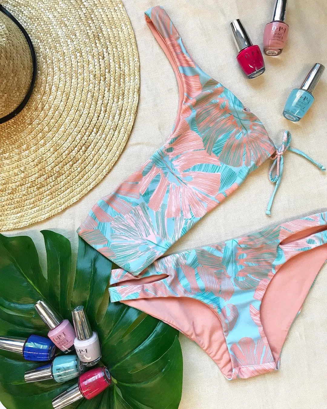 Hot print bikinis 2018 swimwear women one shoulder swimsuit sexy Bandage bikini set maillot de bain feme bathing suit biquini
Hot print bikinis 2018 swimwear women one shoulder swimsuit sexy Bandage bikini set maillot de bain feme bathing suit biquini