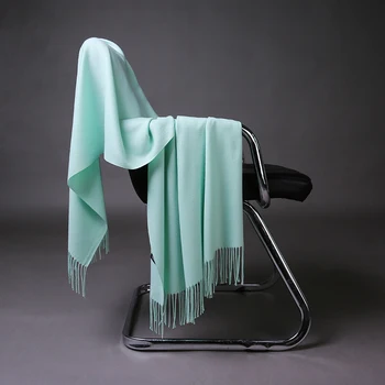 Women solid green cashmere shaw cashmere scarves with tassel lady winter warm scarf high quality female party outdoors big shawl
Women solid green cashmere shaw cashmere scarves with tassel lady winter warm scarf high quality female party outdoors big shawl