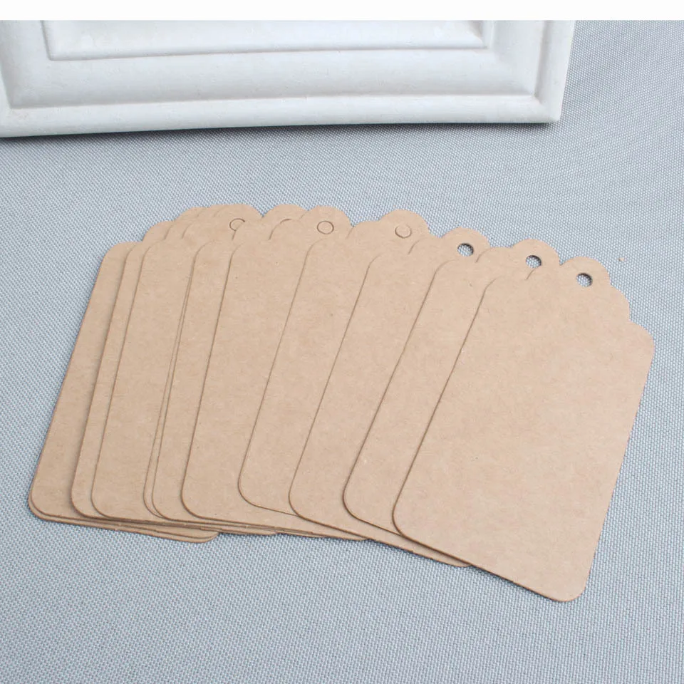 Stock blank kraft gift tags cardboard pricing tags DIY notes tags brown paper labels 200pcs lot
Stock blank kraft gift tags cardboard pricing tags DIY notes tags brown paper labels 200pcs lot