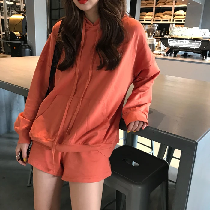 Women Knitted Sweaters Pants 2PCS Track Suits Woman Casual Shorts+Sweater Clothing Sets Vestidos
Women Knitted Sweaters Pants 2PCS Track Suits Woman Casual Shorts+Sweater Clothing Sets Vestidos