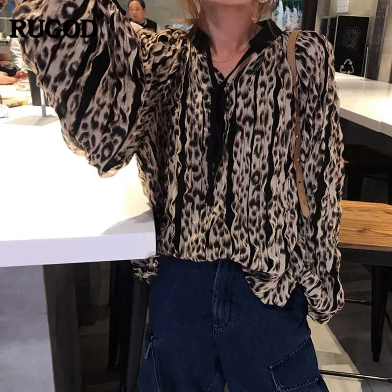 RUGOD Women Fashion leopard blouse Casual lantern sleeve Loose shirts female Night club bow neck tops and blouses tunique femme
RUGOD Women Fashion leopard blouse Casual lantern sleeve Loose shirts female Night club bow neck tops and blouses tunique femme