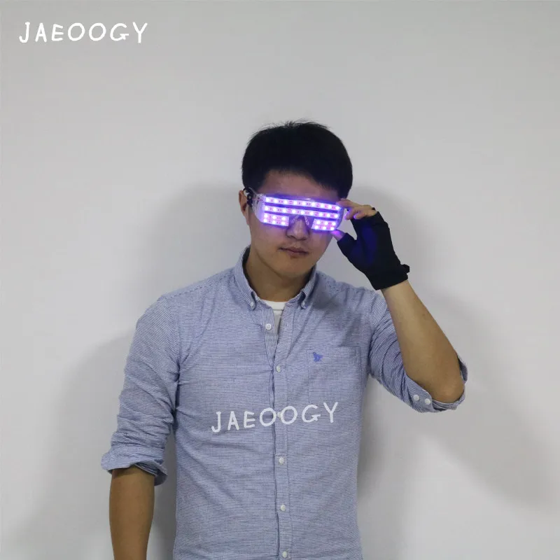 Free shipping creative LED luminous laser glasses night club party party fluorescent props Christmas Halloween luminous gift
Free shipping creative LED luminous laser glasses night club party party fluorescent props Christmas Halloween luminous gift