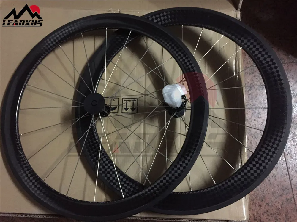 LEADXUS 50mm Carbon Wheels 700C 12K Carbon Fiber Clincher/Tubular Wheelset Road Bike Wheels 10/11 Speed Basalt Brake Surface
LEADXUS 50mm Carbon Wheels 700C 12K Carbon Fiber Clincher/Tubular Wheelset Road Bike Wheels 10/11 Speed Basalt Brake Surface