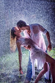 Diy diamond painting dance in rain diamond cross stitch crystal round diamond sets unfinished full diamond embroidery patchwork
Diy diamond painting dance in rain diamond cross stitch crystal round diamond sets unfinished full diamond embroidery patchwork