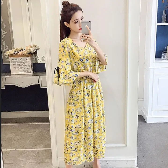 2019 Postpartum women summer floral nursing dress flare sleeve loose maternity breastfeeding beach dress holiday lactation dress
2019 Postpartum women summer floral nursing dress flare sleeve loose maternity breastfeeding beach dress holiday lactation dress