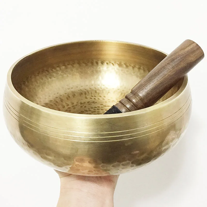 20cm Diameter Popular Tibetan Hammered Yellow Yoga Singing Bowl with Leather Striker and Cushion
20cm Diameter Popular Tibetan Hammered Yellow Yoga Singing Bowl with Leather Striker and Cushion
