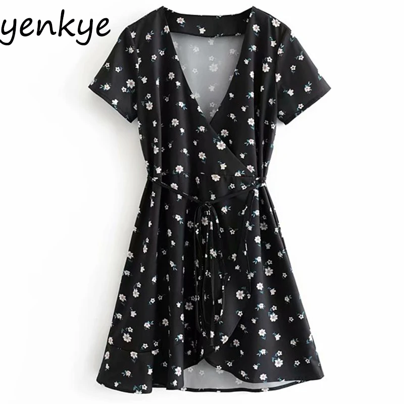 Summer Dress 2019 Women Vintage Floral Print Wrap Dress Female Cross V Neck Short Sleeve Sashes A-line Mini Ruffles Lady Dresses
Summer Dress 2019 Women Vintage Floral Print Wrap Dress Female Cross V Neck Short Sleeve Sashes A-line Mini Ruffles Lady Dresses