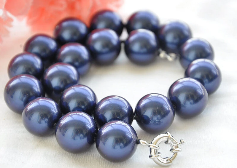 FREE SHIPPING ****** Z5953 HUGE 20mm stone-blue round SOUTH SEA SHELL PEARL NECKLACE 17inch
FREE SHIPPING ****** Z5953 HUGE 20mm stone-blue round SOUTH SEA SHELL PEARL NECKLACE 17inch