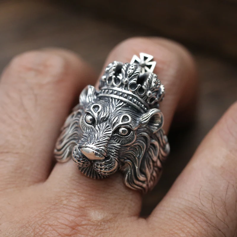 Solid Silver 925 Crown Lion Chunky Rings For Men Thick Band Solid 925 Sterling Silver Jewelry Men Top Fashion Cool Male Ring 
Solid Silver 925 Crown Lion Chunky Rings For Men Thick Band Solid 925 Sterling Silver Jewelry Men Top Fashion Cool Male Ring