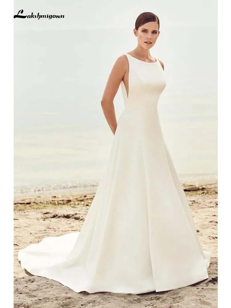 2019 White Satin Bohemian Wedding Dresses Open Back Backless Floor Length beach Bridal Gowns high quality
2019 White Satin Bohemian Wedding Dresses Open Back Backless Floor Length beach Bridal Gowns high quality
