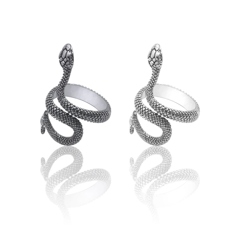 Domineering Retro Exaggerated Spirit Snake Ring Ring Personality Fashion Punk Wind Snake Nightclub Gothic Ring Jewelry Gift
Domineering Retro Exaggerated Spirit Snake Ring Ring Personality Fashion Punk Wind Snake Nightclub Gothic Ring Jewelry Gift
