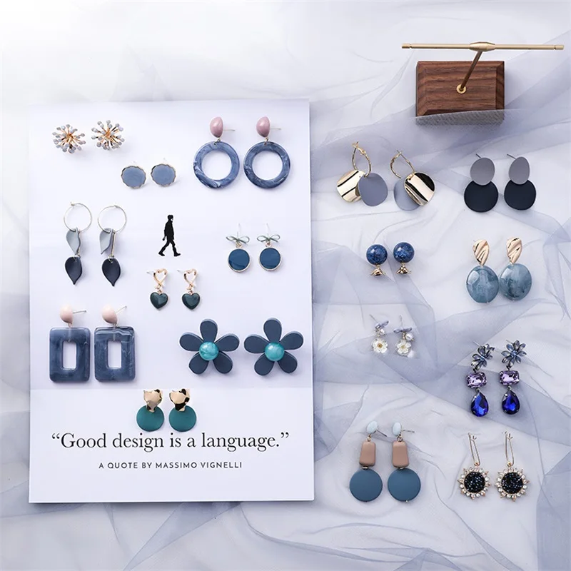 Korean New Version Popular Fashion Blue Gray Earrings Geometric Earrings Personality Simple Temperament Women Jewelry Gift
Korean New Version Popular Fashion Blue Gray Earrings Geometric Earrings Personality Simple Temperament Women Jewelry Gift