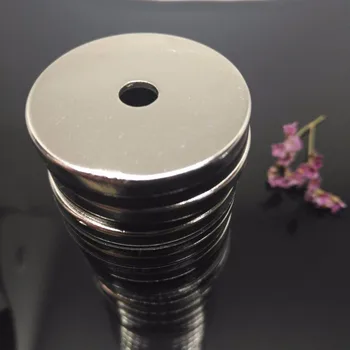 Dia 40x5mm hole 6mm neodymium magnets countersunk ring magnet super strong round rare earth magnet 40*5-6mm hot sale
Dia 40x5mm hole 6mm neodymium magnets countersunk ring magnet super strong round rare earth magnet 40*5-6mm hot sale