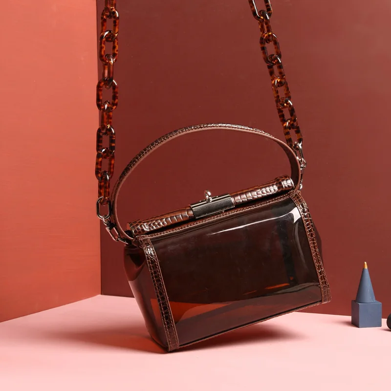 2019 PVC Leather Crocodile Pattern Transparent Acrylic With Chain New Style High Quality Messenger Bag Wild Jelly Bag GDB26
2019 PVC Leather Crocodile Pattern Transparent Acrylic With Chain New Style High Quality Messenger Bag Wild Jelly Bag GDB26