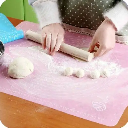 New Silicone Rolling Cut Mat Cake Mat Tool Sugarcraft Decorating Tools Clay Pastry Icing Dough Cake Tool Utensilios para Bolo ZT
New Silicone Rolling Cut Mat Cake Mat Tool Sugarcraft Decorating Tools Clay Pastry Icing Dough Cake Tool Utensilios para Bolo ZT