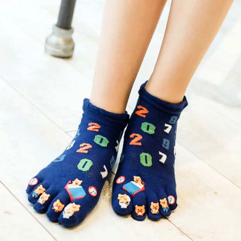 Women socks Cartoon bear digital printing with summer short Cotton 5 Toes Socks funny cartoon socks Five fingers socks
Women socks Cartoon bear digital printing with summer short Cotton 5 Toes Socks funny cartoon socks Five fingers socks