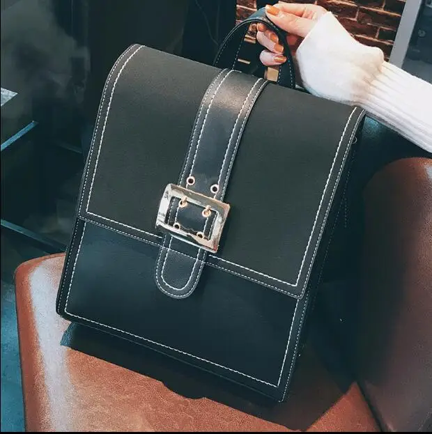 Retro fashion shoulder bag female 2018 student school bag British college style travel backpack
Retro fashion shoulder bag female 2018 student school bag British college style travel backpack