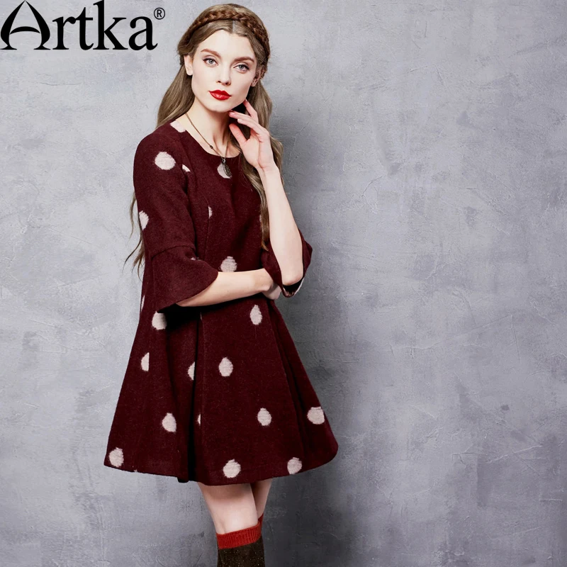 ARTKA Women's Winter New Dot Jarquard A-Line Woolen Dress Vintage O-Neck Half Sleeve Slim Fit All-match Dress LA10162D
ARTKA Women's Winter New Dot Jarquard A-Line Woolen Dress Vintage O-Neck Half Sleeve Slim Fit All-match Dress LA10162D