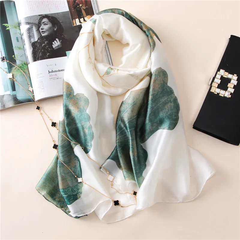 Luxury Brand Women Scarf Oversize Pure Silk Scarves and Bandana Female Foulard Big Long Shawl Fashion Brand New Flower Scarves
Luxury Brand Women Scarf Oversize Pure Silk Scarves and Bandana Female Foulard Big Long Shawl Fashion Brand New Flower Scarves