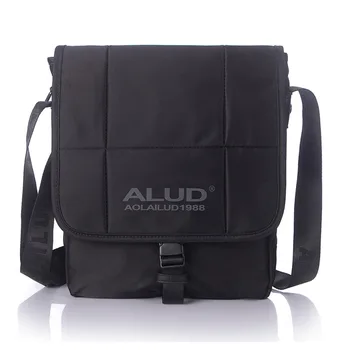 New High Quality Men Waterproof Oxford Handbags Military Cross Body Single Shoulder Messenger Bag
New High Quality Men Waterproof Oxford Handbags Military Cross Body Single Shoulder Messenger Bag