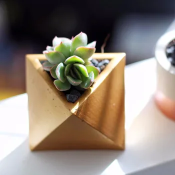 Geometric flower pot concrete mold Silicone pot mold concrete molds for garden pot
Geometric flower pot concrete mold Silicone pot mold concrete molds for garden pot