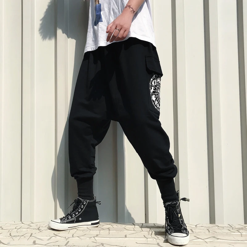 Male Streetwear Hip Hop Punk Gothic Harem Trousers Loose Casual Joggers Sweatpants Men Dark Black Low Crotch Cross Pants
Male Streetwear Hip Hop Punk Gothic Harem Trousers Loose Casual Joggers Sweatpants Men Dark Black Low Crotch Cross Pants