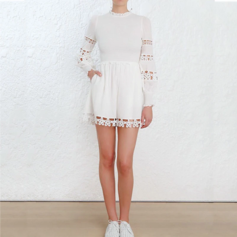 High Quality 2019 Spring Designer Puff Sleeve Hollow Out Embroidery Solid White Playsuit
High Quality 2019 Spring Designer Puff Sleeve Hollow Out Embroidery Solid White Playsuit