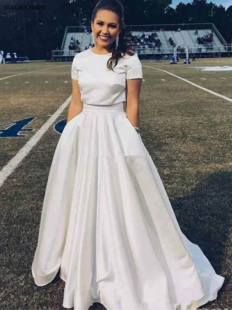 Vestidos Gorgeous 2019 Summer 2 Piece Beach Lace Wedding Dresses Short Sleeves Zipper Wedding Gowns Boho Bridal Gown Sweep Train
Vestidos Gorgeous 2019 Summer 2 Piece Beach Lace Wedding Dresses Short Sleeves Zipper Wedding Gowns Boho Bridal Gown Sweep Train