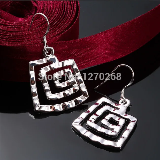 E344 factory wholesale silver plated drop earrings square thread personalized fashion accessories for women top quality
E344 factory wholesale silver plated drop earrings square thread personalized fashion accessories for women top quality