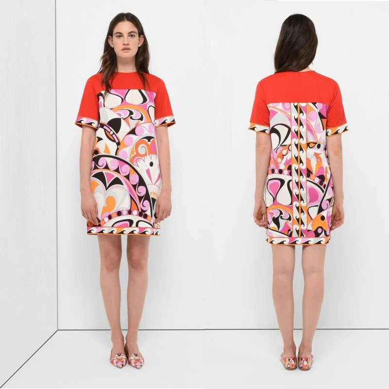 New fashions for girls styles short sleeves, short sleeves, beautifully printed, elastic, slim dress.
New fashions for girls styles short sleeves, short sleeves, beautifully printed, elastic, slim dress.