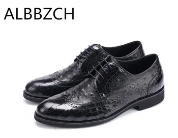New luxury embossed leather men shoes fashion ostrich pattern design formal dress shoes suit wedding shoes high grade work shoes
New luxury embossed leather men shoes fashion ostrich pattern design formal dress shoes suit wedding shoes high grade work shoes