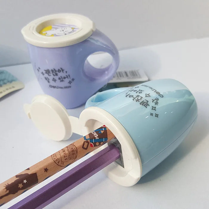 1pcs 0529 Cute Double hole Creative Fashion Cup Pencil Sharpener For Student
1pcs 0529 Cute Double hole Creative Fashion Cup Pencil Sharpener For Student