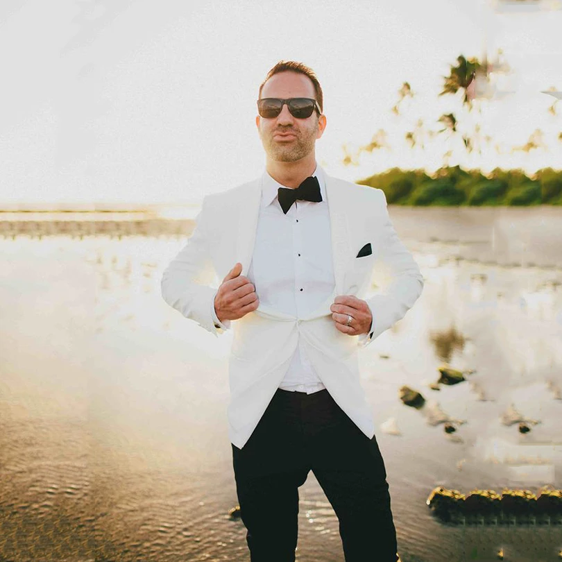 

White Wedding Suits 2019 Slim Fit Groom Wear Tuxedos Shawl Lapel Bridegroom Suits Groomsman Costume Homme 2Pcs Jacket Pants