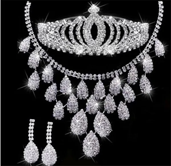 Gorgeous bridal jewelry set wedding peach heart crown teardrop rhinestone pave necklace earrings set 1set fashion wholesale
Gorgeous bridal jewelry set wedding peach heart crown teardrop rhinestone pave necklace earrings set 1set fashion wholesale
