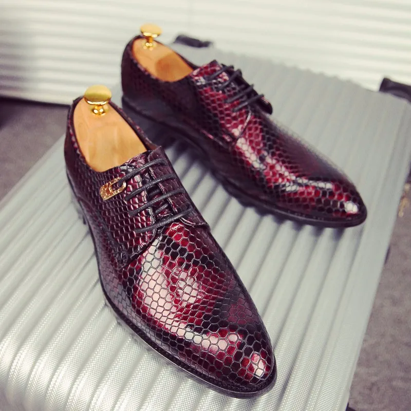 men footwear 2016 studs shoes luxury brand moccasins snake skin ballet flats glossy patent leather brogue oxford shoes for men (11)