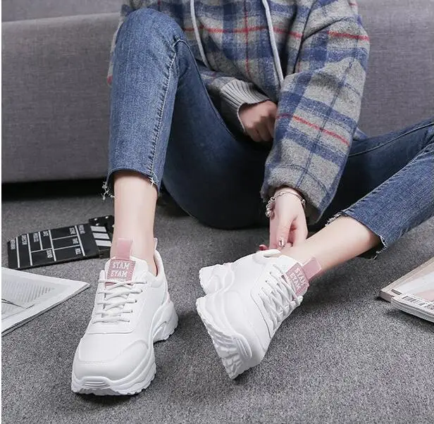 2019 Spring New Designer Wedges White Shoes Female Platform Sneakers Women Tenis Feminino Casual Female Shoes Woman 35-40
2019 Spring New Designer Wedges White Shoes Female Platform Sneakers Women Tenis Feminino Casual Female Shoes Woman 35-40
