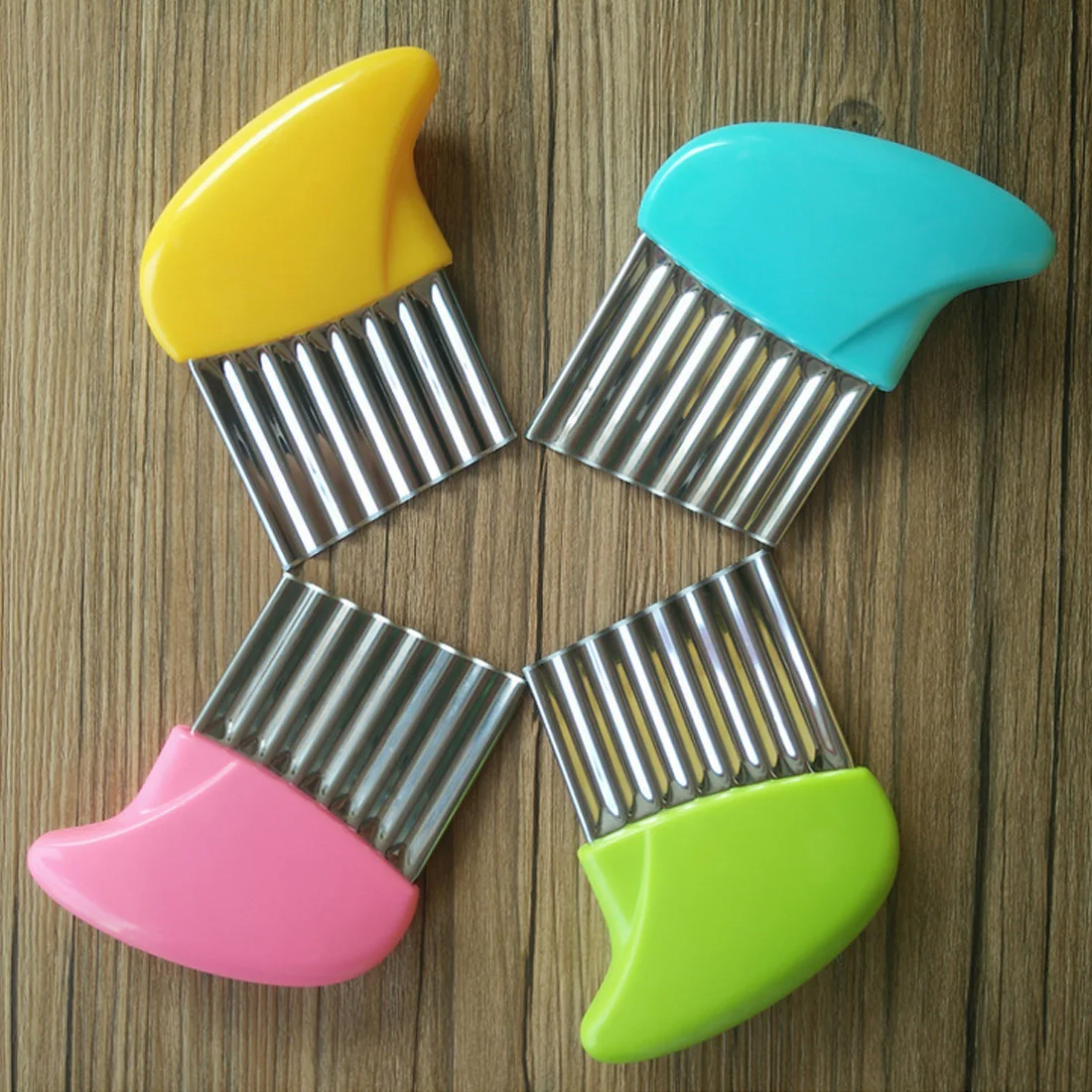 1pc Stainless Steel Vegetable Carrot Wavy Cutter Slicer Potato Chips Corrugated Knife Kitchen Wrinkled French Fries
1pc Stainless Steel Vegetable Carrot Wavy Cutter Slicer Potato Chips Corrugated Knife Kitchen Wrinkled French Fries