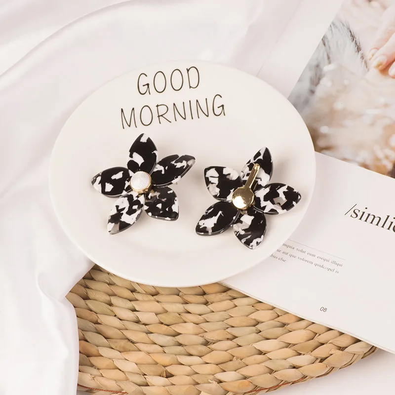 Vintage Acetic Resin Earrings Flower for Women 2019 Big Acrylic Earings Black for Girls Fashion Elegant Summer Jewelry Brincos (4)
