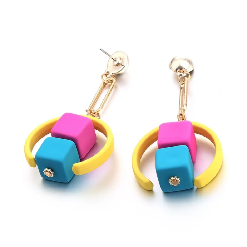 Summer Color Long Pendant Earrings Europe and America Exaggerated Earrings Ear Jewelry Wholesale S143
Summer Color Long Pendant Earrings Europe and America Exaggerated Earrings Ear Jewelry Wholesale S143