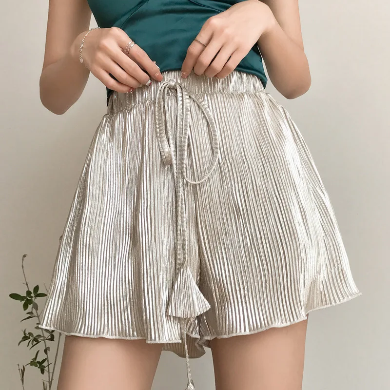 2019 Fashion Shorts Women Loose Summer sexy Short Female Casual Elastic Waist Belt Drawstring Baggy Korea Bright Color
2019 Fashion Shorts Women Loose Summer sexy Short Female Casual Elastic Waist Belt Drawstring Baggy Korea Bright Color