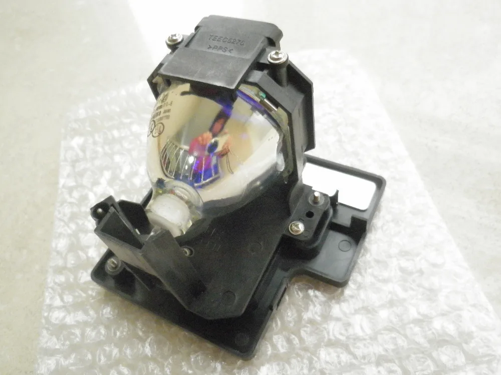 original PT-AE1000 PT-AE2000 PT-AE3000 projector lamp bulb with housing ET-LAE1000 for Panasonic high quality
original PT-AE1000 PT-AE2000 PT-AE3000 projector lamp bulb with housing ET-LAE1000 for Panasonic high quality