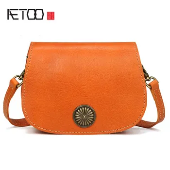 

AETOO New handbags fashion retro leather handbags rose imprint ladies diagonal handbag mini shoulder bag